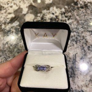 White gold 10k and amethyst ring